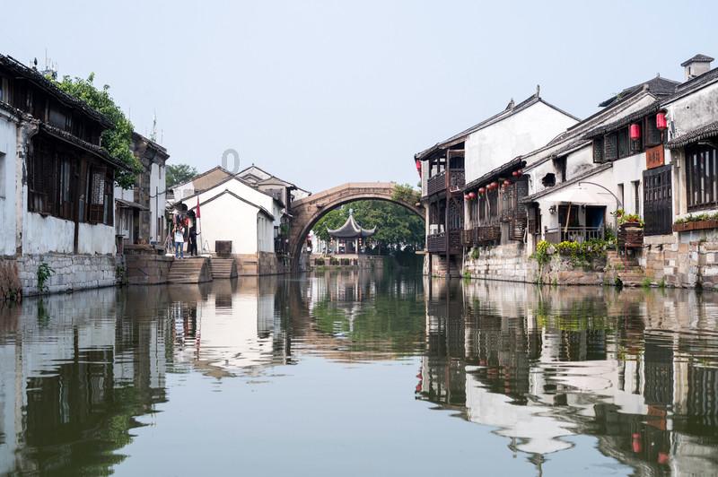 曲靖供电部门快速响应 全力确保雨雪天气电力供应